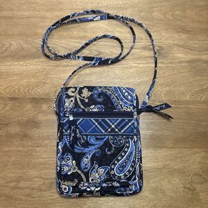 Vera Bradley Windsor Navy Hipster Adjustable Strap Crossbody Bag Retired EUC